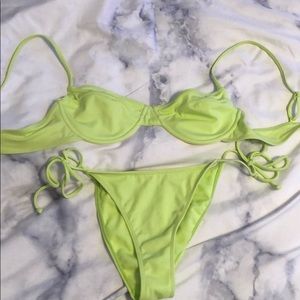 Pacsun Kendall and Kylie bikini